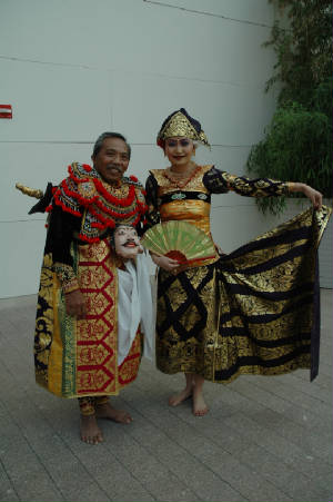 cynthia_laksawana_and_wayan_dibia.jpg